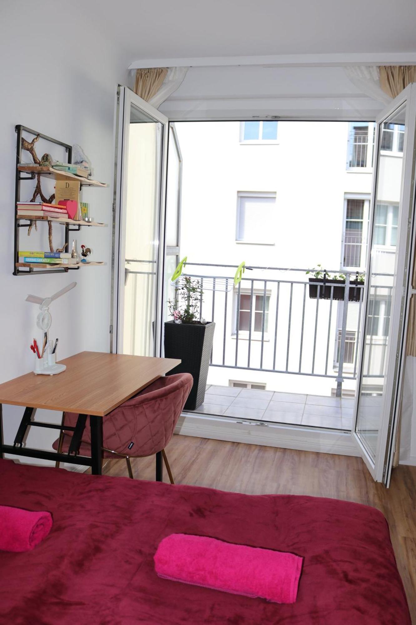 New Terrace And Open Kitchen Apartment